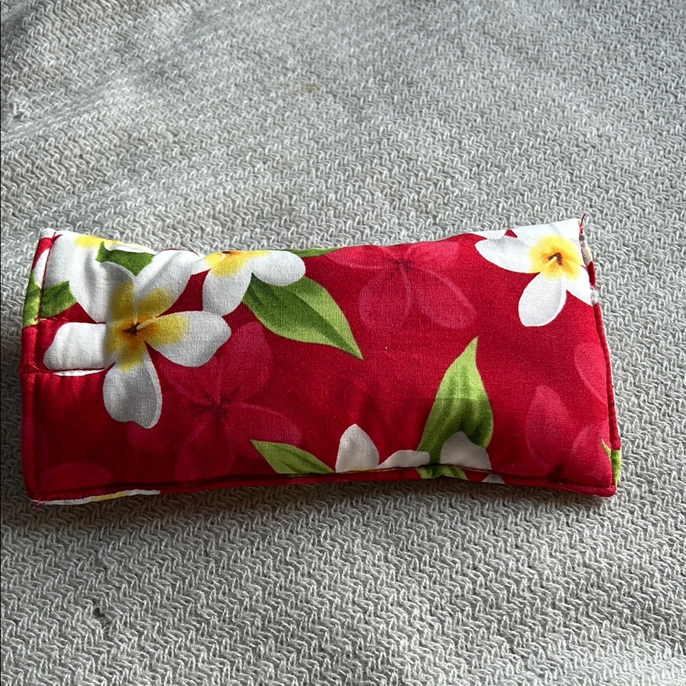 NWOT Padded Eyeglass Case | From Hawaii